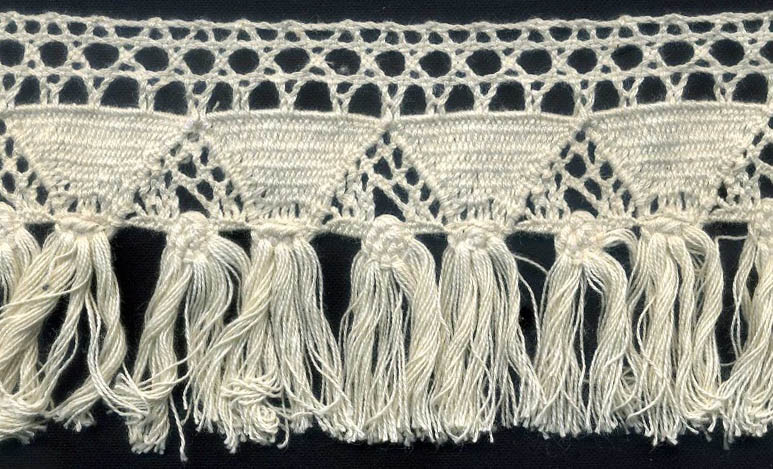 <font color="red">IN STOCK</font><br>2+3/4" Cotton Knitted Fringe Lace-Natural