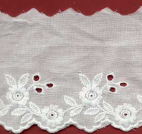 <font color="red">IN STOCK</font><br>3+1/8" Cotton Eyelet Edge Lace-White