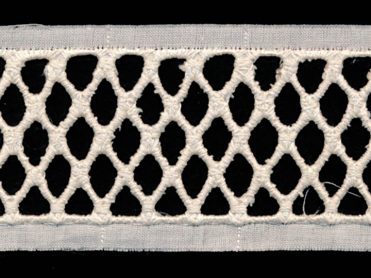 <font color="red">IN STOCK</font><br>1+1/2" Cotton Eyelet Lattice-Raw White (PFD)