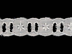 <font color="red">IN STOCK</font><br>1/2" Cotton Eyelet Beading-Ivory