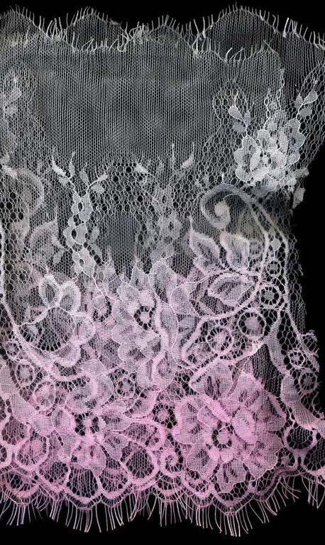 9.5" Single Scallop Ombre Lace-White/Pink<>Chantilly / Eyelash Lace